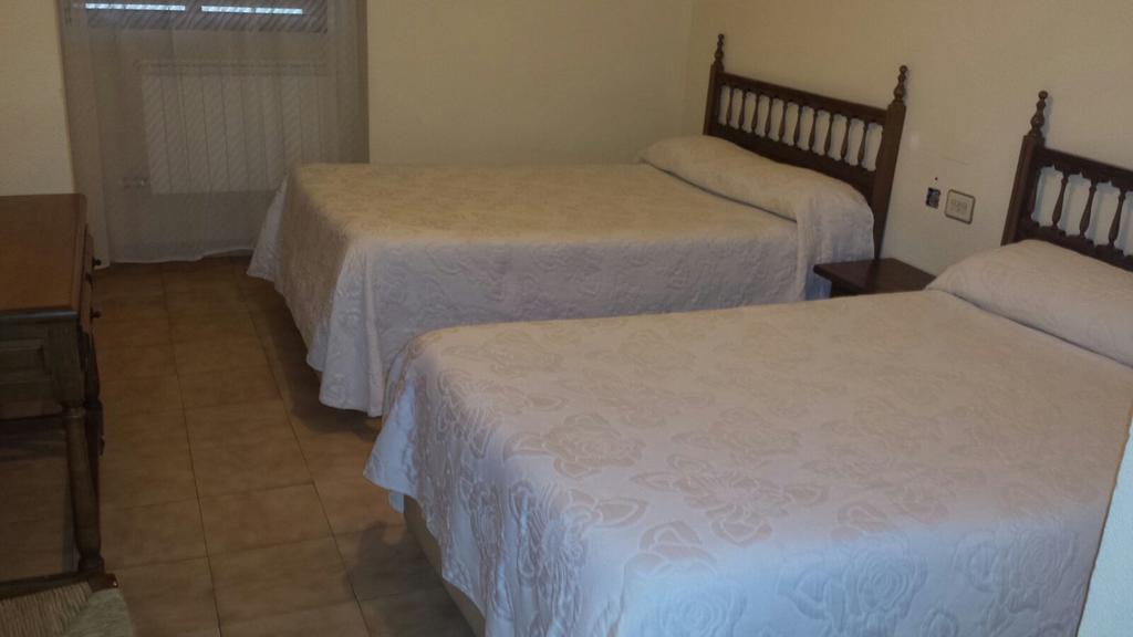 Hostal Botafumeiro Mota del Marqués エクステリア 写真