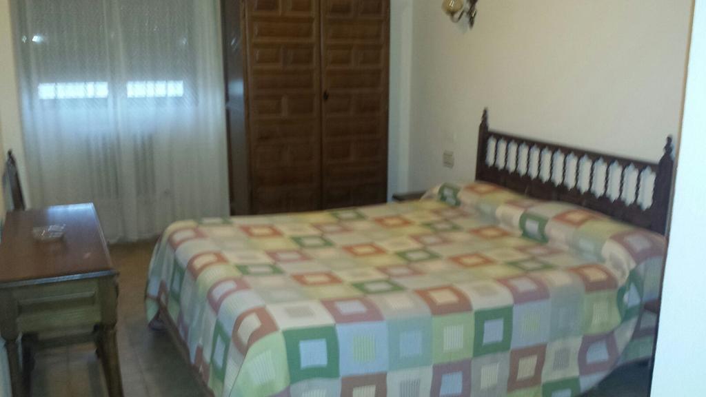 Hostal Botafumeiro Mota del Marqués エクステリア 写真